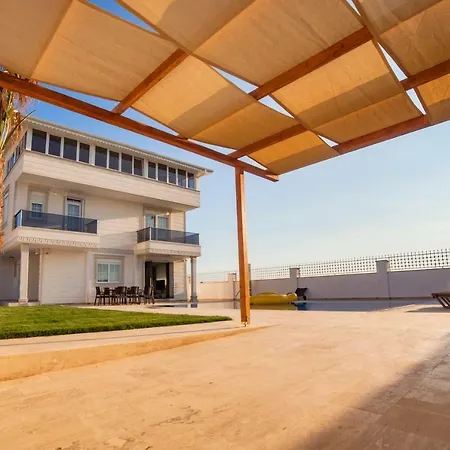 Vila On Kadriye Mahallesi *